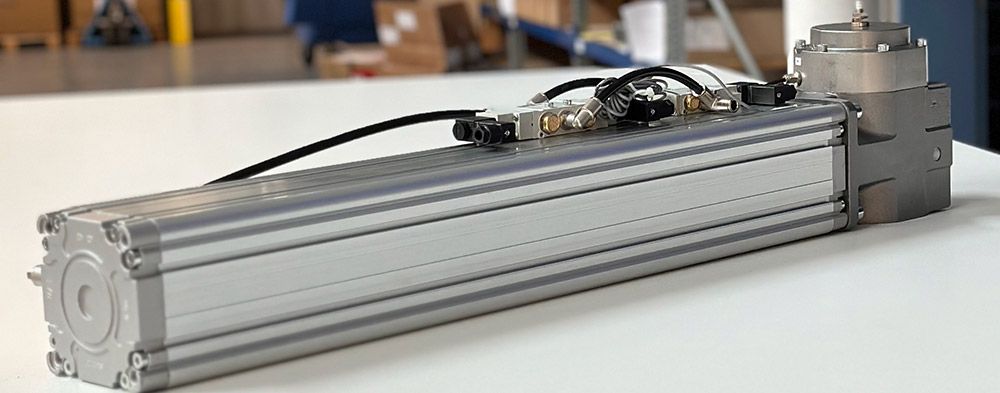 Univer ISO 15552 Zylinder mit Festelleinheit und Sensor Abfrage